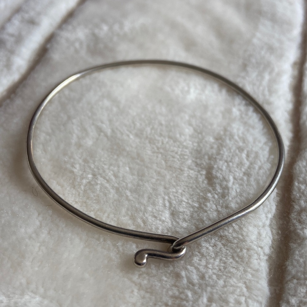 Vintage James Avery hook bangle bracelet